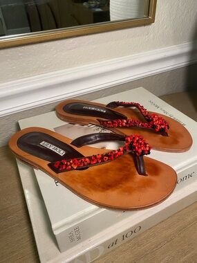 Vintage Boho Chic Lily Holt Coral and Black Micro Bead Flip Flop Sandals Sz 7.5